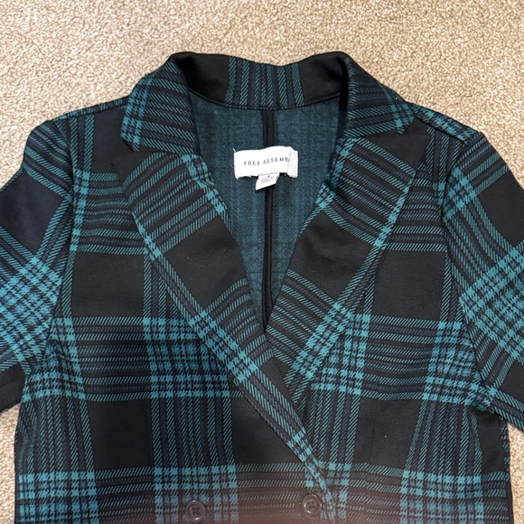 Free Assembly Black and Green Checkered Blazer - Picture 2 of 4